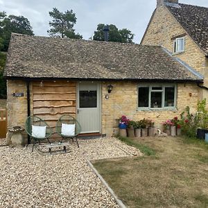 Cosy Cotswolds Self-Contained One Bedroom Cottage Чиппінг-Нортон Exterior photo