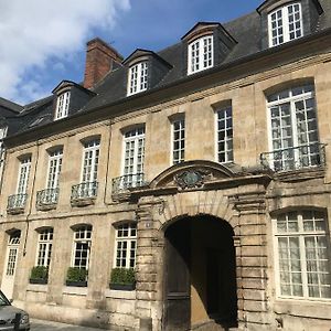 Atelier Dans Un Hotel Particulier Понт-Одмер Exterior photo