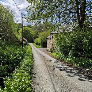 Bed and Breakfast The Old Smithy Bed & Breakfast Крейвен-Армс Exterior photo