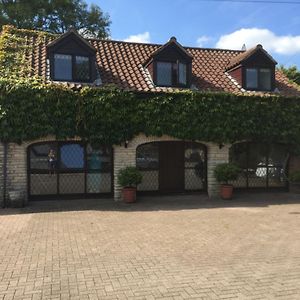 Вілла The Old Coach House At Byre House Coalpit Heath Exterior photo