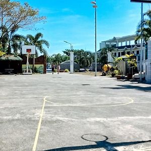 Reddoorz @ Realmar Resort Hotel Pangasinan Dumanpot Exterior photo