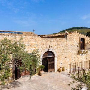 Готель Masseria Fortificata Lo Zafferaneto Buccheri Exterior photo