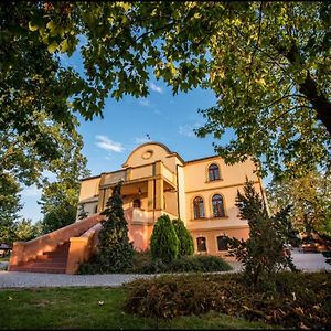 Villa Natura Дольськ Exterior photo