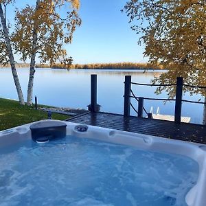 Villa By The River With Beach Sauna And Jacuzzi Рованіемі Exterior photo