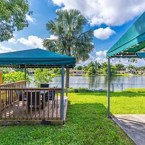 Private Lakefront Home In Miami/Pembroke Пемброк-Пайнс Exterior photo