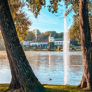 Martin'S Chateau Du Lac Женваль Exterior photo