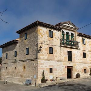 Bed and Breakfast Casona Indiana De Ayuelas Exterior photo