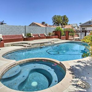 Вілла Glendale Oasis With Saltwater Pool And Hot Tub! Фінікс Exterior photo