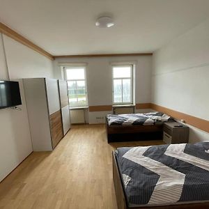 Rent A Room Амштеттен Exterior photo