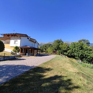 Bed and Breakfast Il Golfarone Villa Minozzo Exterior photo