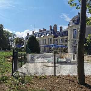 Вілла Chateau Des Barres Sainpuits Exterior photo