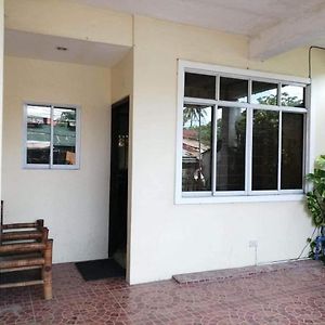 S&E Apartment Unit, Lapaz, Ілоіло Exterior photo