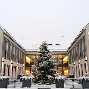 Kh Hotel Mit Restaurant Гайзенфельд Exterior photo