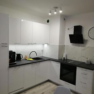 Апартаменти Apartament Majahouse Нова-Суль Exterior photo