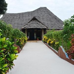 Meremeta Lodge Utende Exterior photo