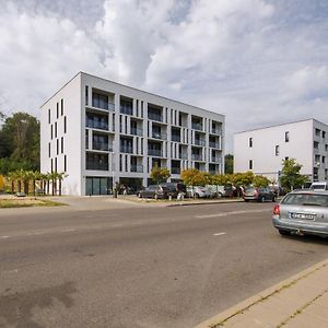 Urban Jungle Apartments By Reside Baltic Вільнюс Exterior photo