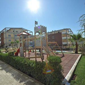 Апартаменти Luxury Gated Comunity Apartament Тирана Exterior photo