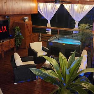 Palm'S Luxury Suite With Private Jacuzzi Аґуада Exterior photo