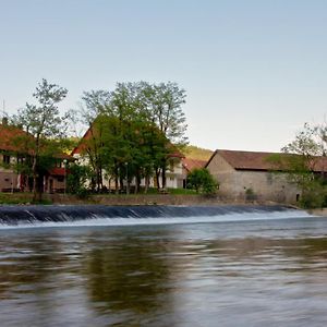 Готель Madronic Family Estate - Kolpa River Stari Trg ob Kolpi Exterior photo