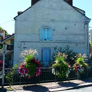 Appartement Cosy Avec Vue Sur Le Lac A Montargis 35 M² Parking Inclus Exterior photo