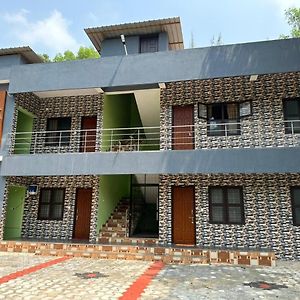 Ishra Service Apartments Dharmastala Exterior photo