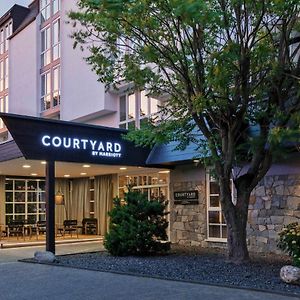 Готель Courtyard By Marriott Wiesbaden-Nordenstadt Exterior photo