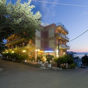 Hotel Kallithea Лутра-Едіпсу Exterior photo