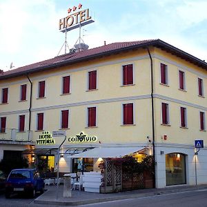 Hotel Vittoria Сан-Джорджо-ді-Ногаро Exterior photo