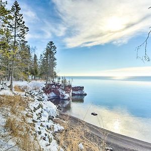 Waterfront Cabin On Lake Superior With Fire Pit Ту-Гарборс Exterior photo