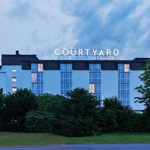 Готель Courtyard By Marriott Wiesbaden-Nordenstadt Exterior photo