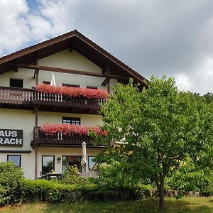 Готель Landhaus Oberaurach Exterior photo