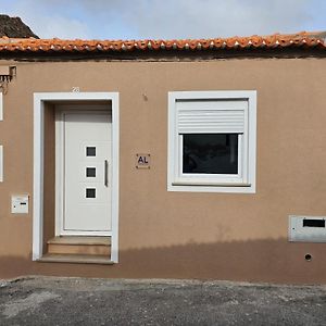 Готель Curtido House Suits Іляву Exterior photo