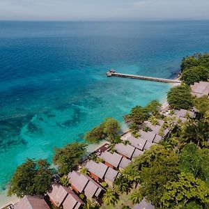 Tunamaya Beach & Spa Resort Tioman Island Kampong Mukut Exterior photo