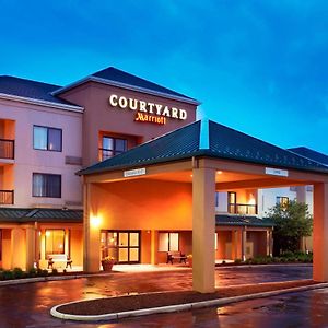 Готель Courtyard Cleveland Airport North Норт-Олмстед Exterior photo