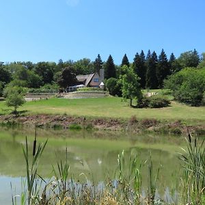 Готель Les Bois De Saint Auvent La Geneytouse Exterior photo