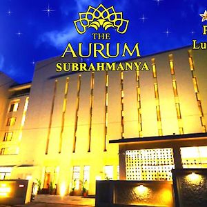 Готель The Aurum Subrahmanya Exterior photo