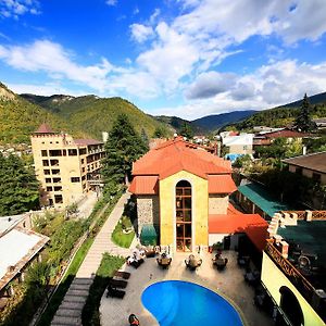 Готель Borjomi Palace Health & Spa Center Exterior photo