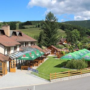 Hotel Stary Mlyn Єсеник Exterior photo