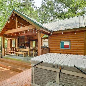 Вілла Cape Royale Luxury Livingston Cabin With Hot Tub! Coldspring Exterior photo