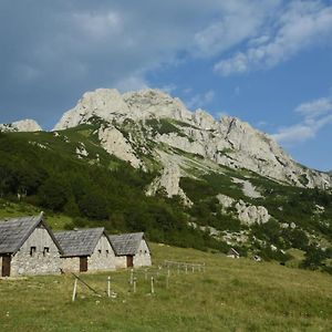 Апартаменти Rafting Camp Konak Фоча Exterior photo