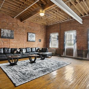 Апартаменти Gorgeous Downtown Detroit Loft - Fully Equipped Exterior photo