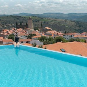 Hotel Freixo Douro Superior Фрейшу-ді-Ешпада-а-Сінта Exterior photo