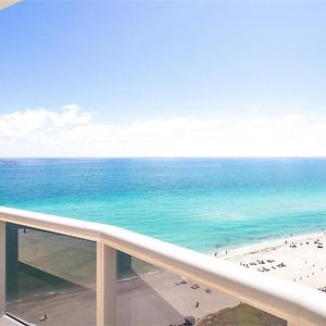 Luxury Oceanfront Sunny Isles Beach Three Bedrooms Маямі-Біч Exterior photo