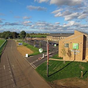 Holiday Inn Huntingdon Racecourse, An Ihg Hotel Exterior photo