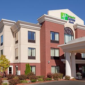 Holiday Inn Express Hotel & Suites Manchester - Airport, An Ihg Hotel Exterior photo