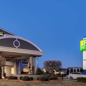 Holiday Inn Express Branford-New Haven, An Ihg Hotel Exterior photo