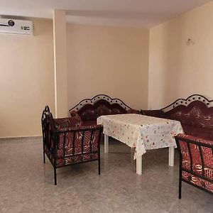 Апартаменти Beautiful And Comfy House On The Beach Of Haouaria Sidi Amor Exterior photo