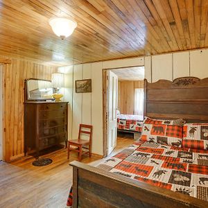 Вілла Historic Cabin Retreat About 2 Mi To Seneca Rocks! Exterior photo