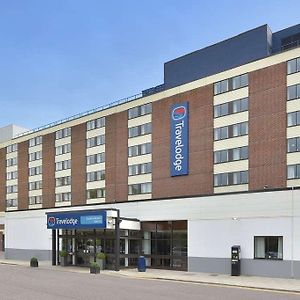 Mercure London Gatwick Airport Горлі Exterior photo