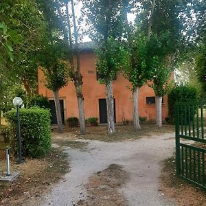 Апартаменти Il Casale Di Umberto Рієті Exterior photo